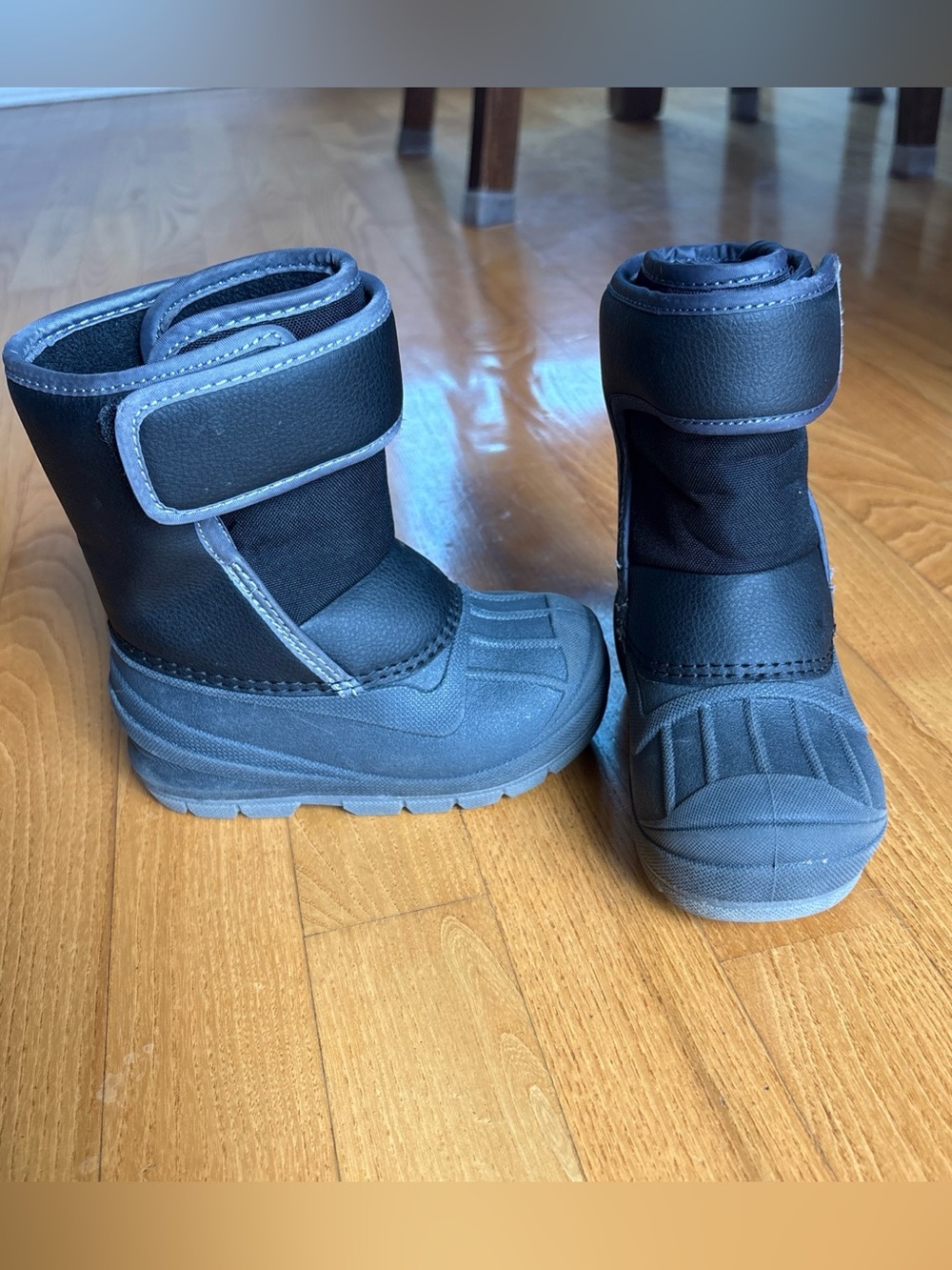 Cat & Jack Lenny winter boots Snow Black Gray Toddler Boys Children’s Size 7